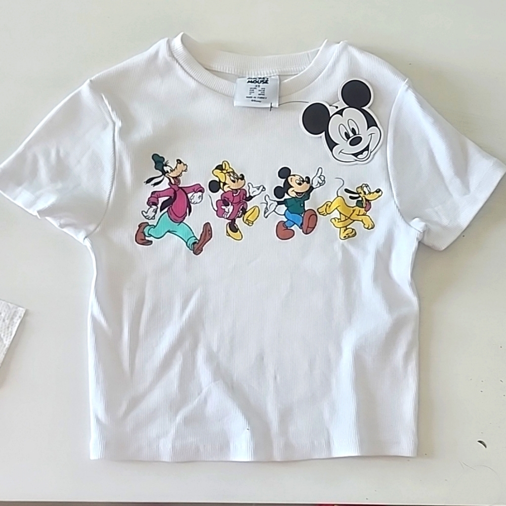 Primark Disney Mickey and friends shirt in XS
